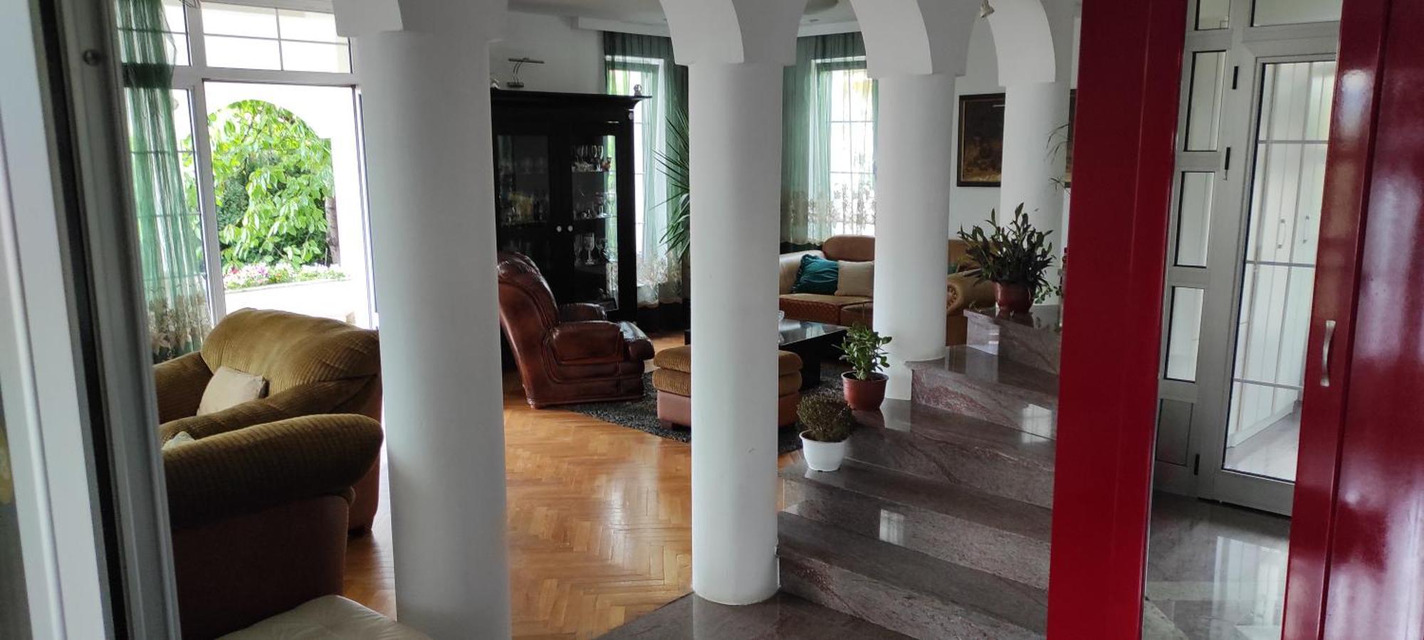 Vila Sentic Вране Экстерьер фото