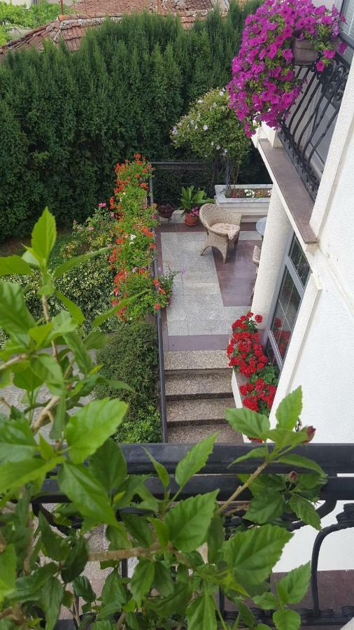 Vila Sentic Вране Экстерьер фото
